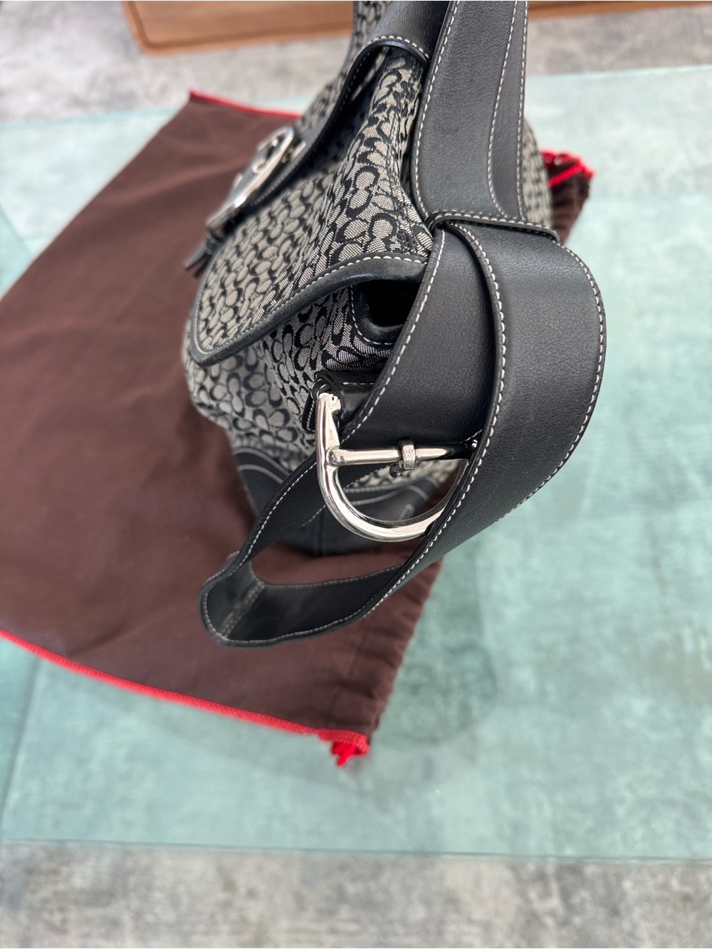 Coach Gray/Black Signature Canvas Buckle Shoulder Bag - Picture 4 of 6